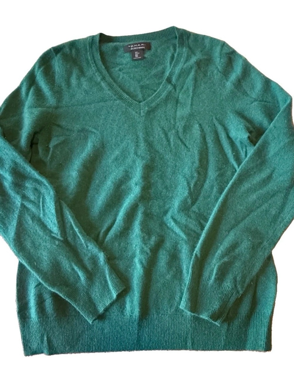 Tahari Women's 100% 2-Ply Cashmere V-neck Sweater Size Large Green Luxury